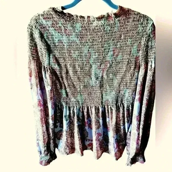 Anthropologie medium Boho chiffon long sleeve blouse by Akemi & Kin. - Picture 3 of 12